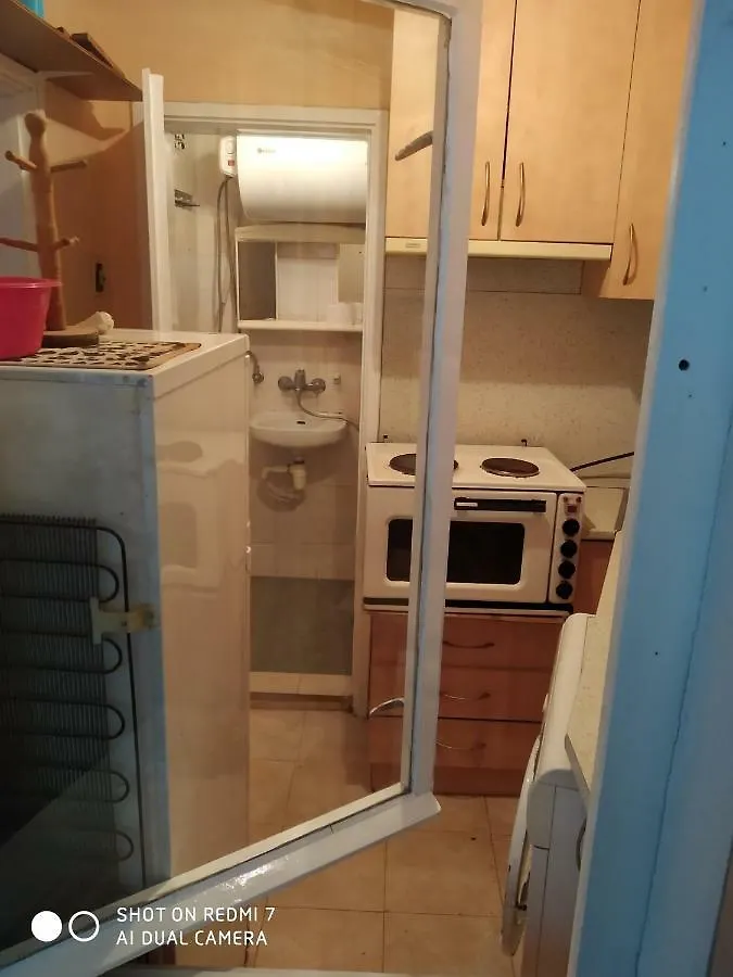 Apartment Karavelov Warna 0*,